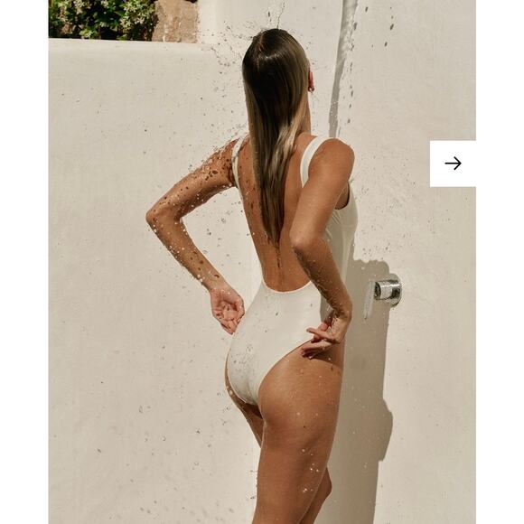 Monday Swimwear White One Piece - Picture 1 of 8